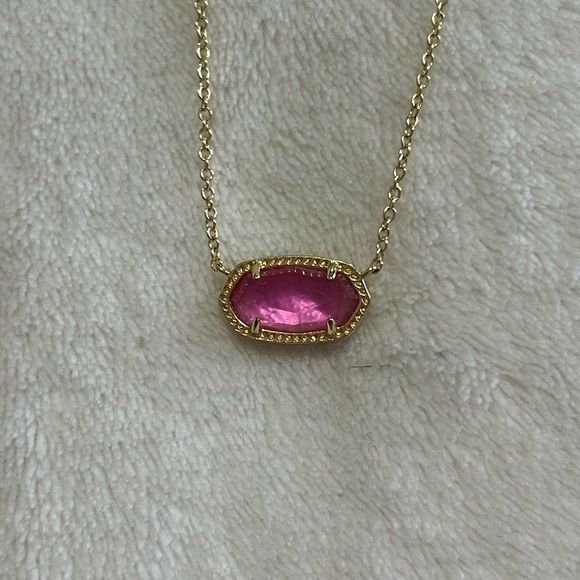 Kendra Scott Elisa Gold Necklace - Picture 2 of 4